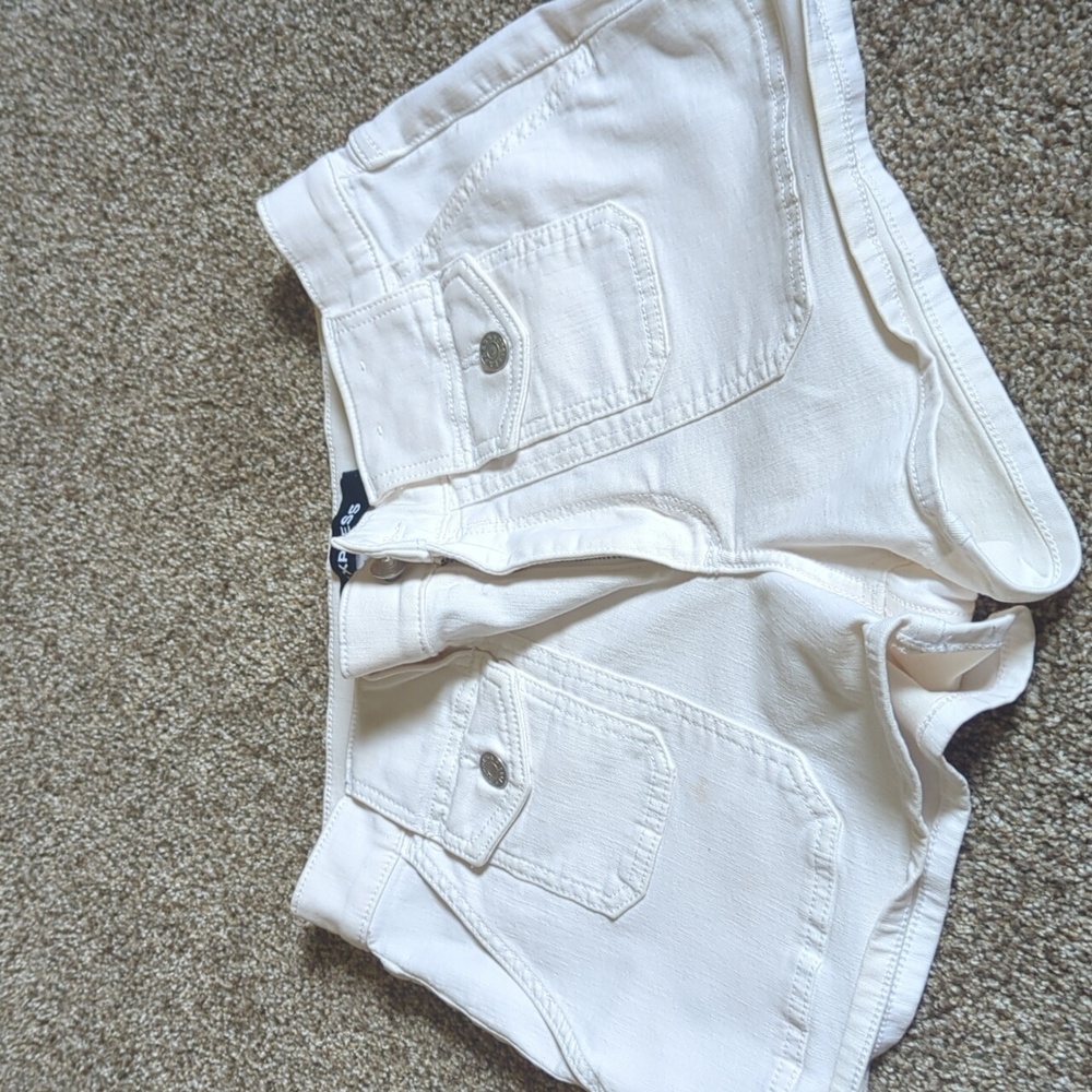Express Shortie Mid Rise Sz 6
